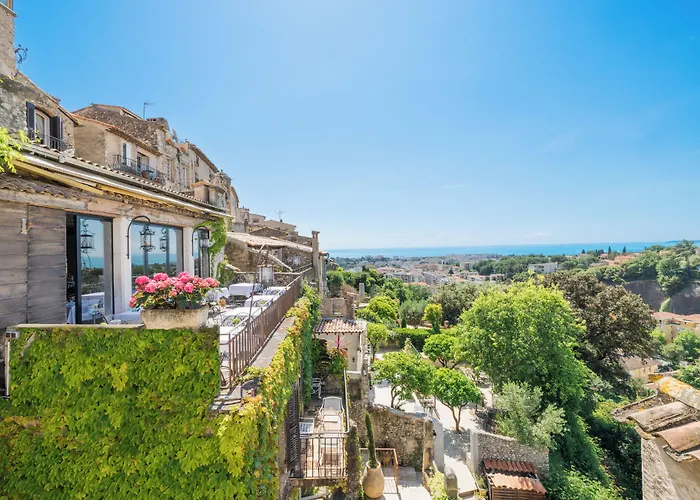 Chateau Le Cagnard